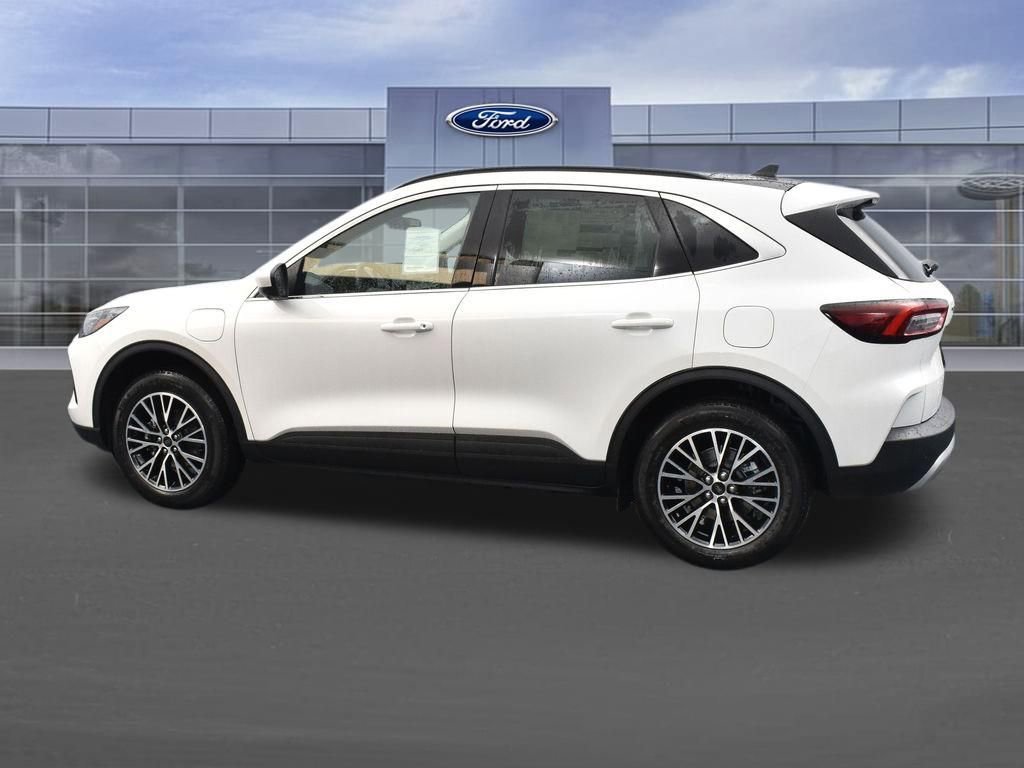 2025 Ford Escape SE