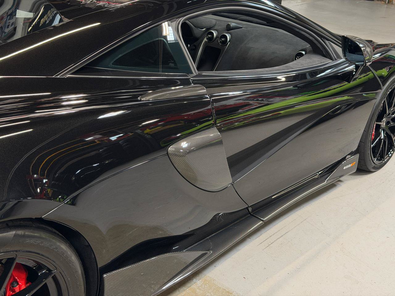Used 2019 McLaren 600LT photo 17