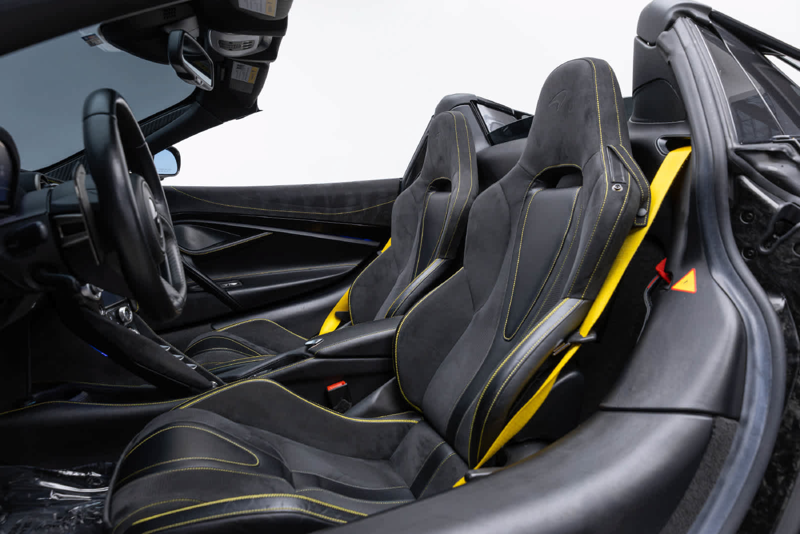 Used 2022 McLaren 720S Spider photo 15