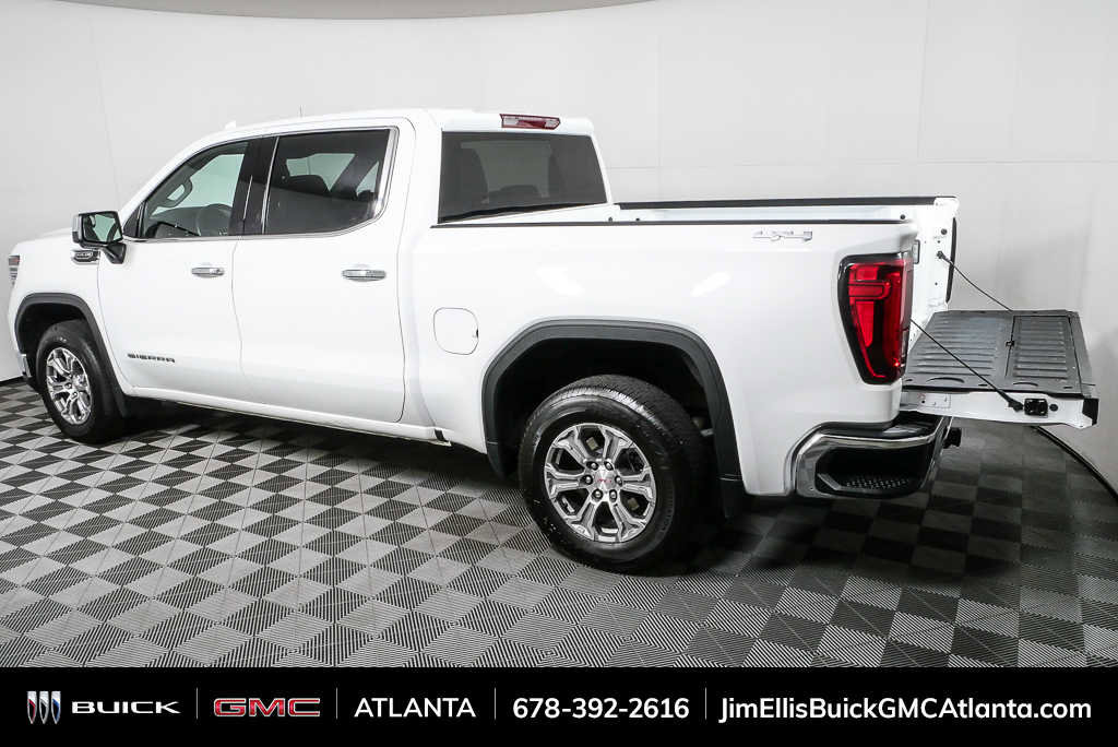 2025 GMC Sierra 1500 SLT