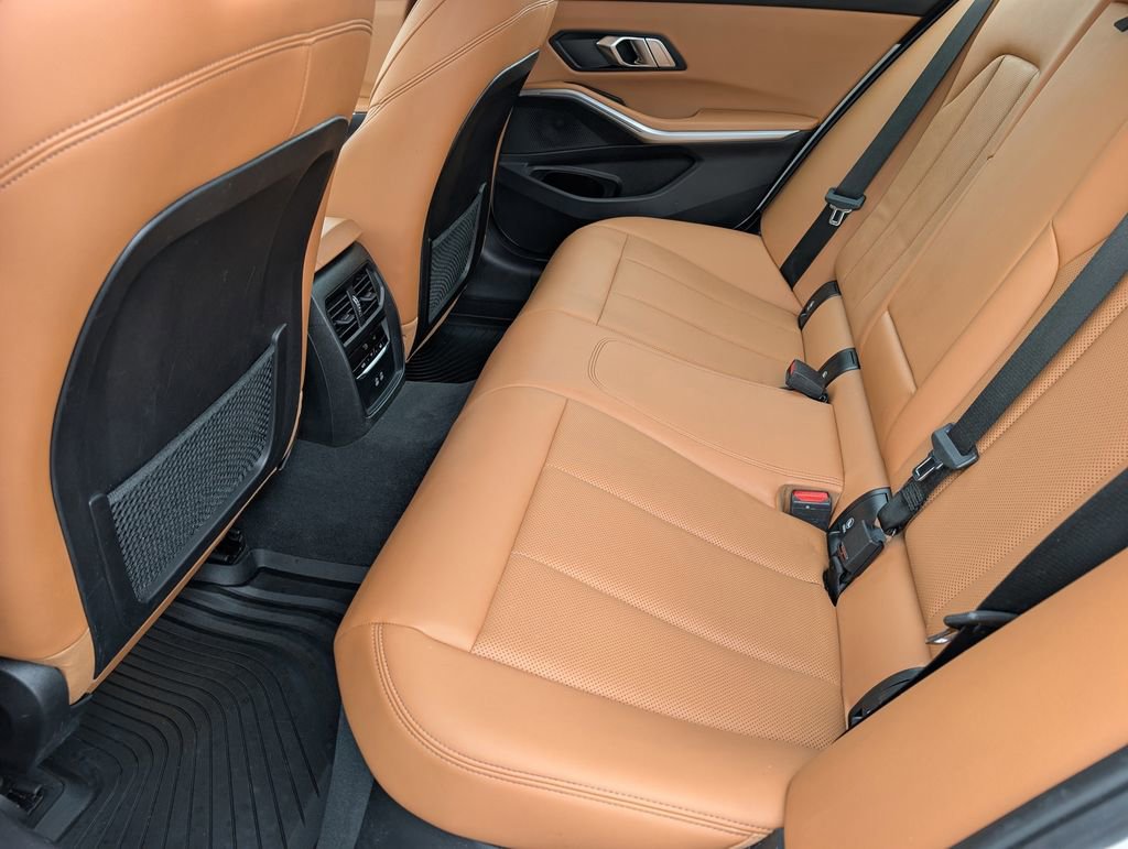 2023 BMW 330i xDrive Sedan