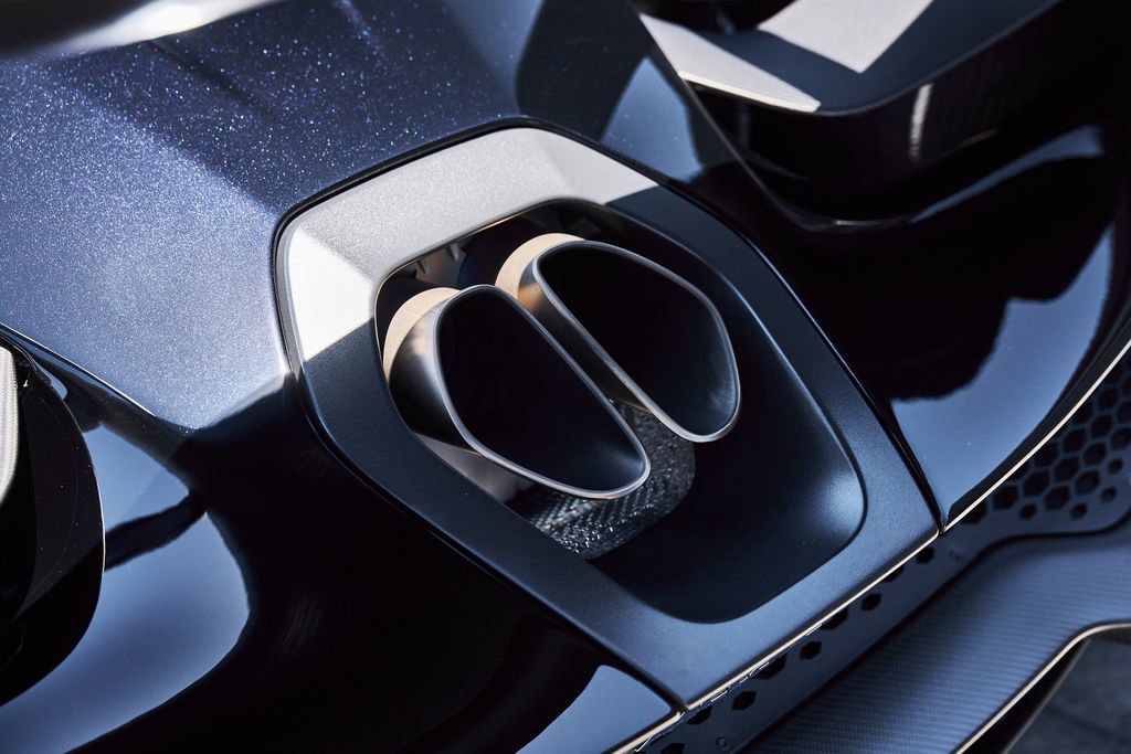 Used 2019 McLaren Senna photo 19