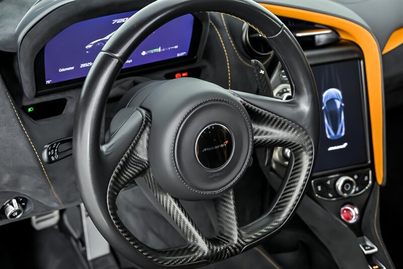Used 2018 McLaren 720S photo 24