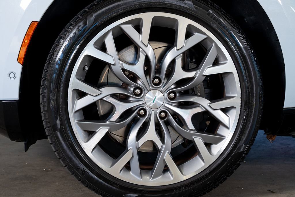 2021 Aston Martin DBX