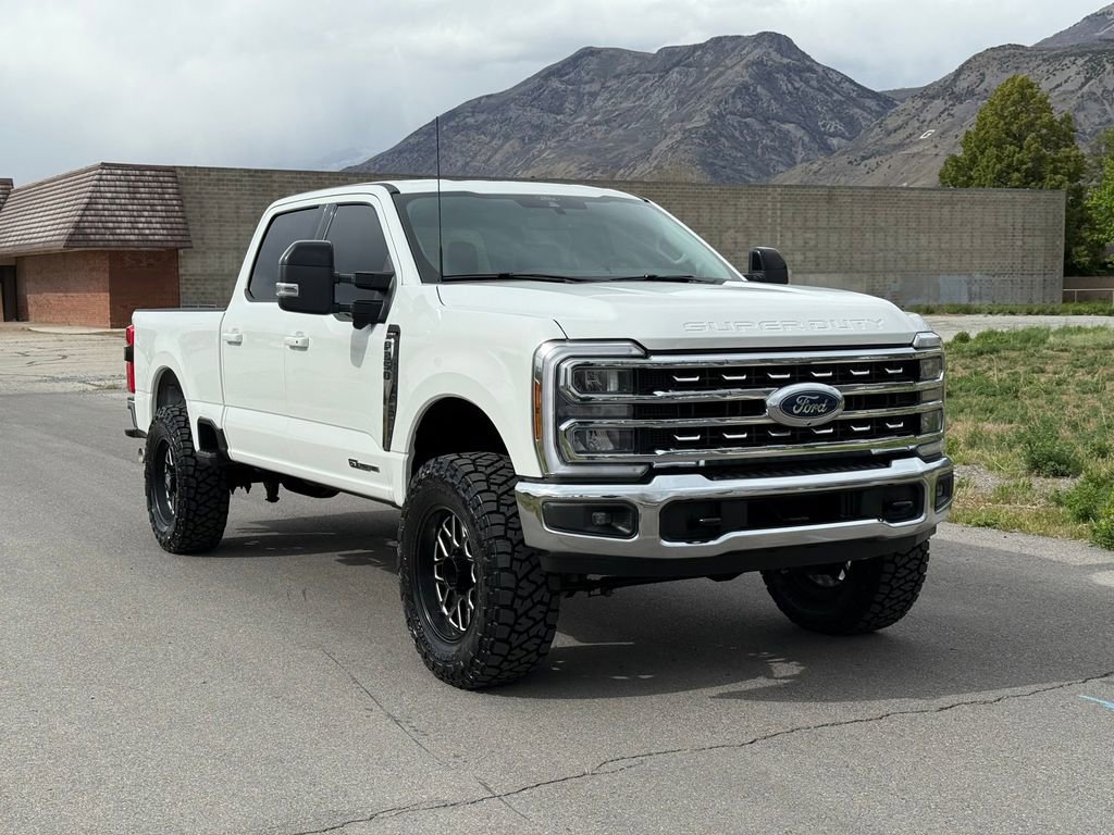 2025 Ford F350 Lariat