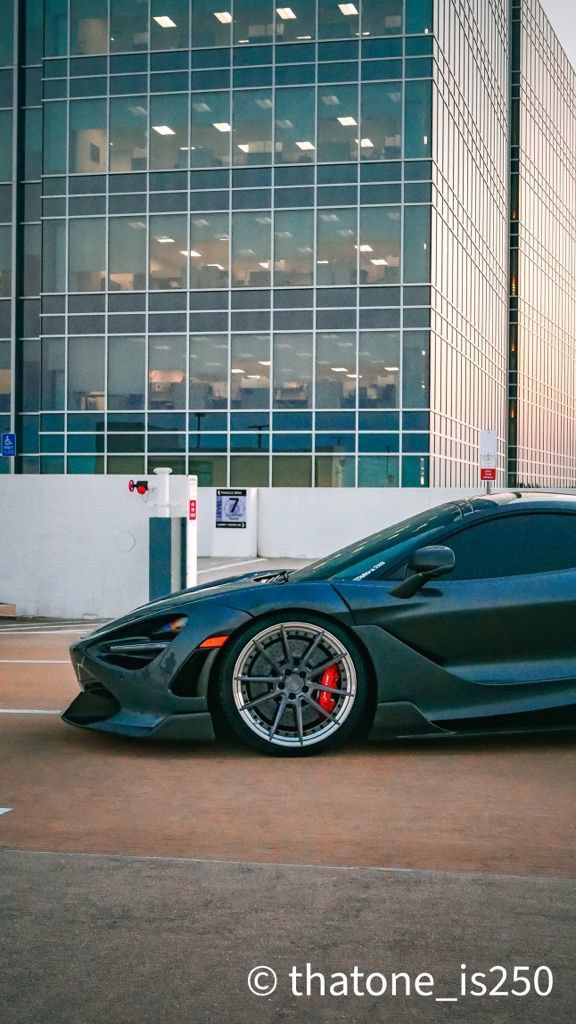 Used 2019 McLaren 720S Performance photo 12