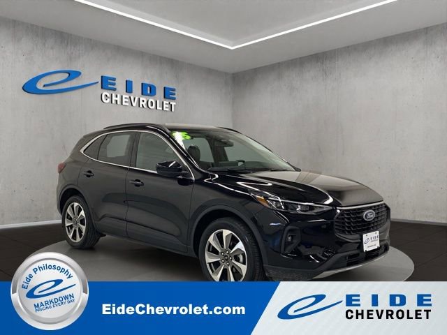 Used 2025 Ford Escape Platinum
