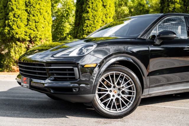 2022 Porsche Cayenne Platinum Edition