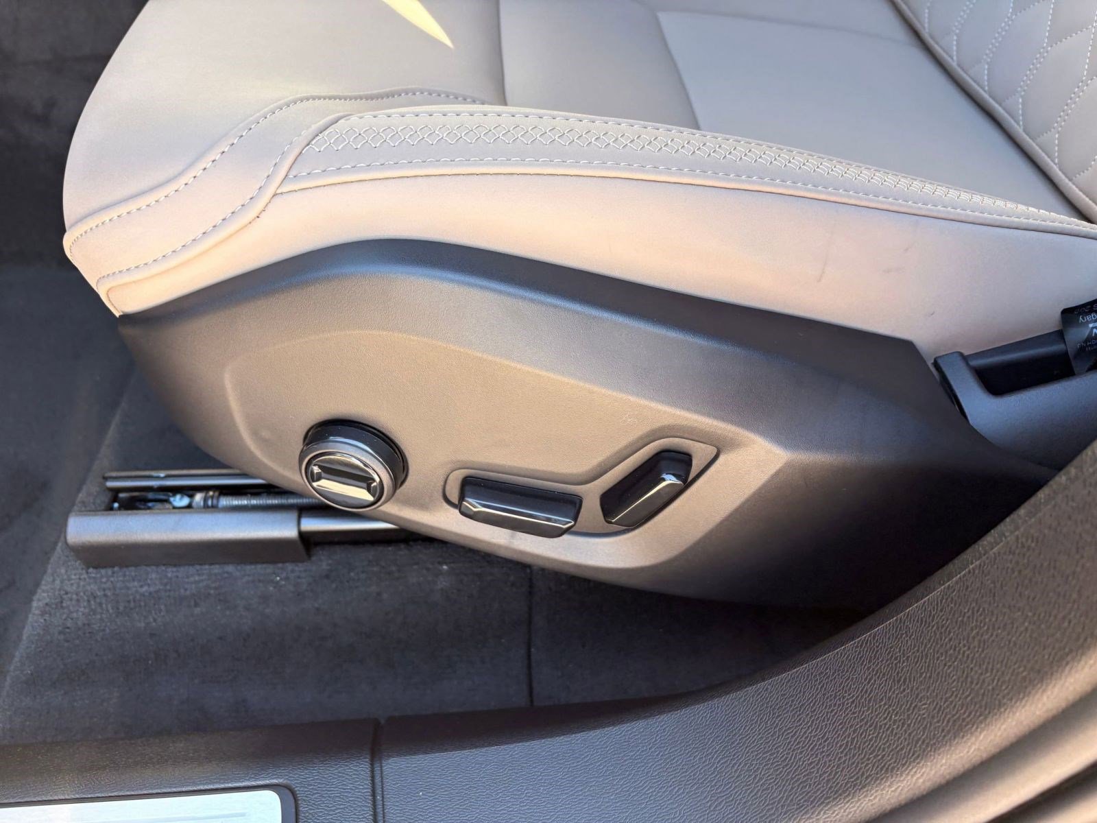 2026 Volvo Xc60 B5 Core