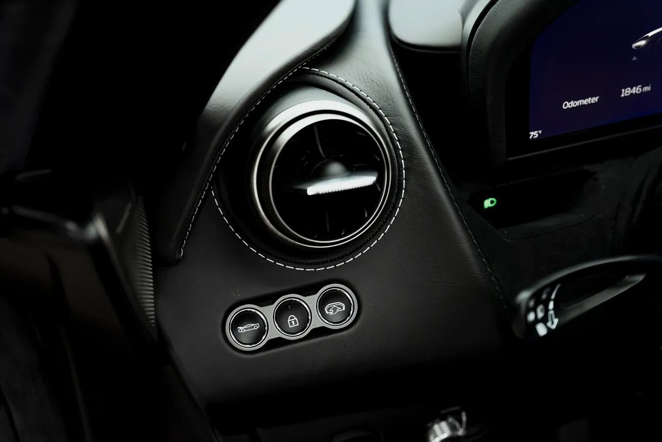 Used 2020 McLaren 720S Spider photo 34