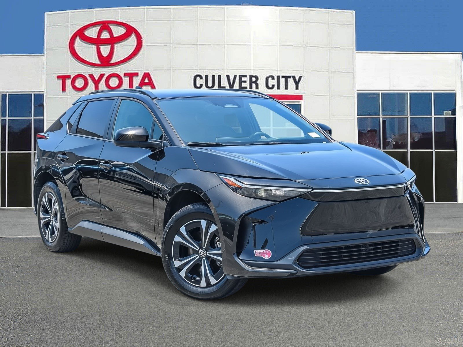 Used 2023 Toyota bZ4X FWD w/ Weather Package