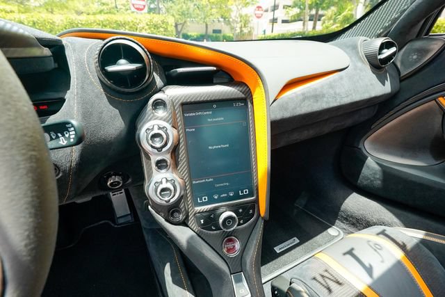 Used 2018 McLaren 720S Performance photo 73