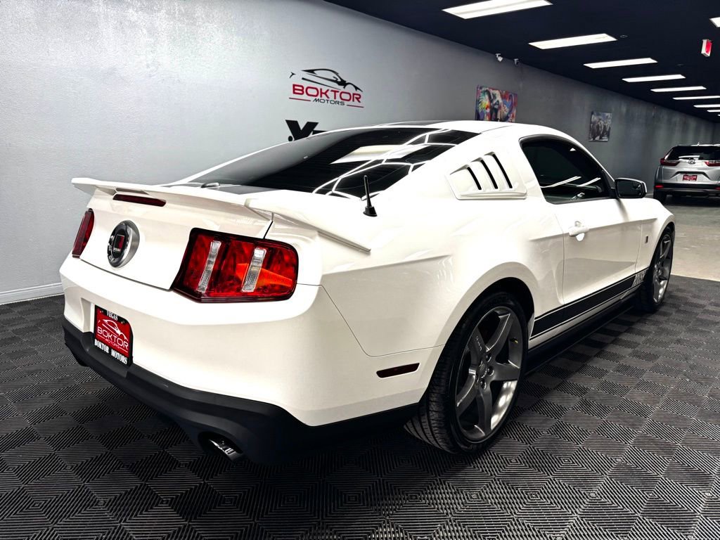 2011 Ford Mustang GT Premium