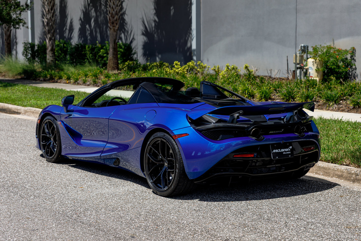 Used 2022 McLaren 720S Luxury photo 30