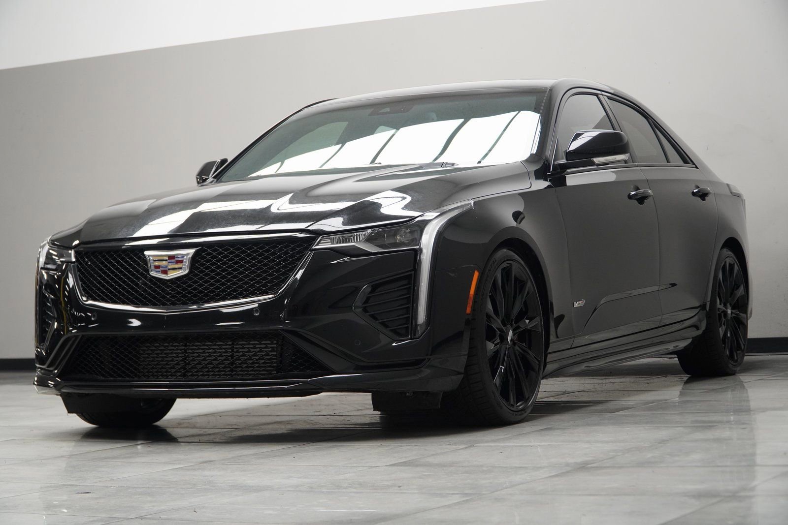 2023 Cadillac CT4 V
