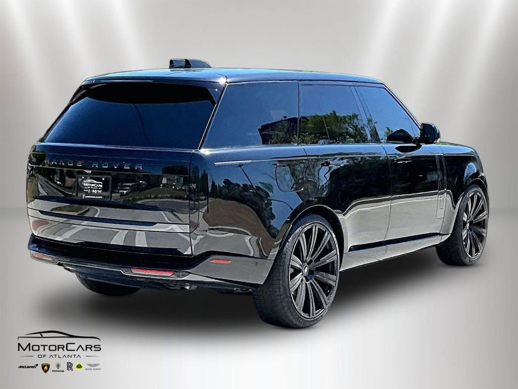 2025 Land Rover Range Rover SE