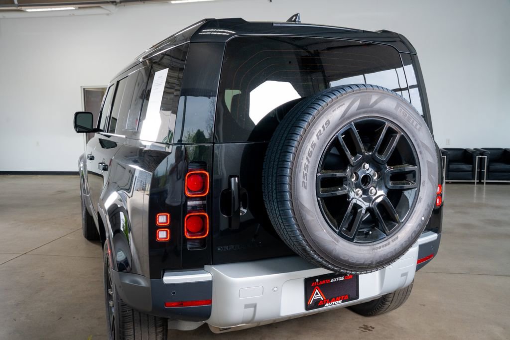 2025 Land Rover Defender 110 S