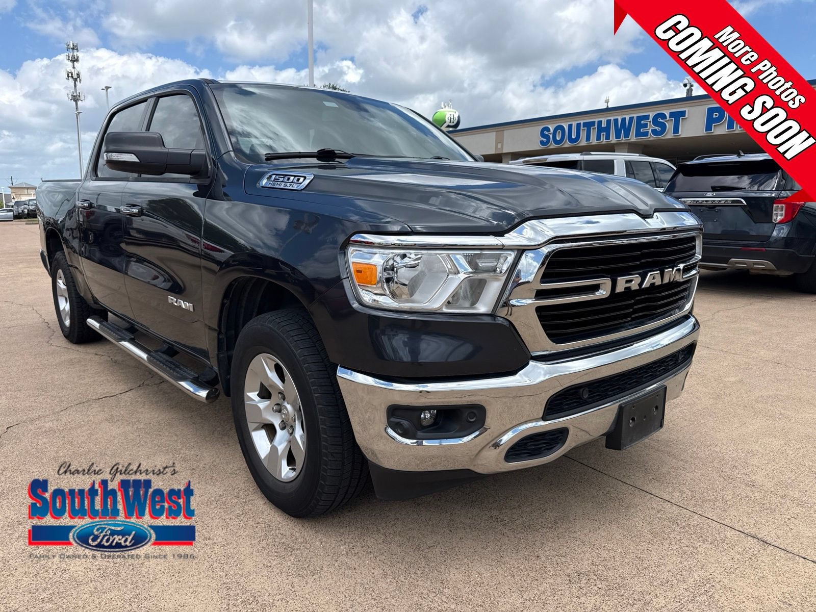 2019 Ram 1500 Big Horn/Lone Star 4x4 Crew Cab 5'7" Box for sale in Weatherford, TX