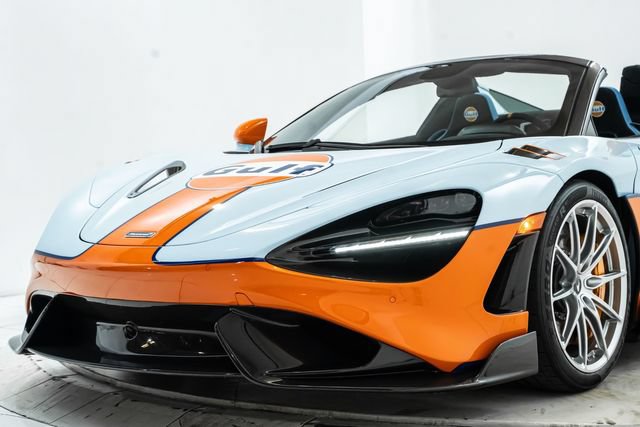 Used 2022 McLaren 765LT photo 30