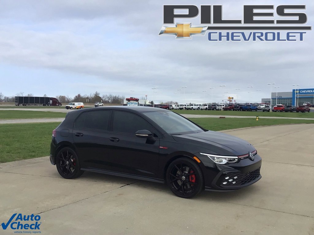 2024 Volkswagen Golf GTI 380 SE