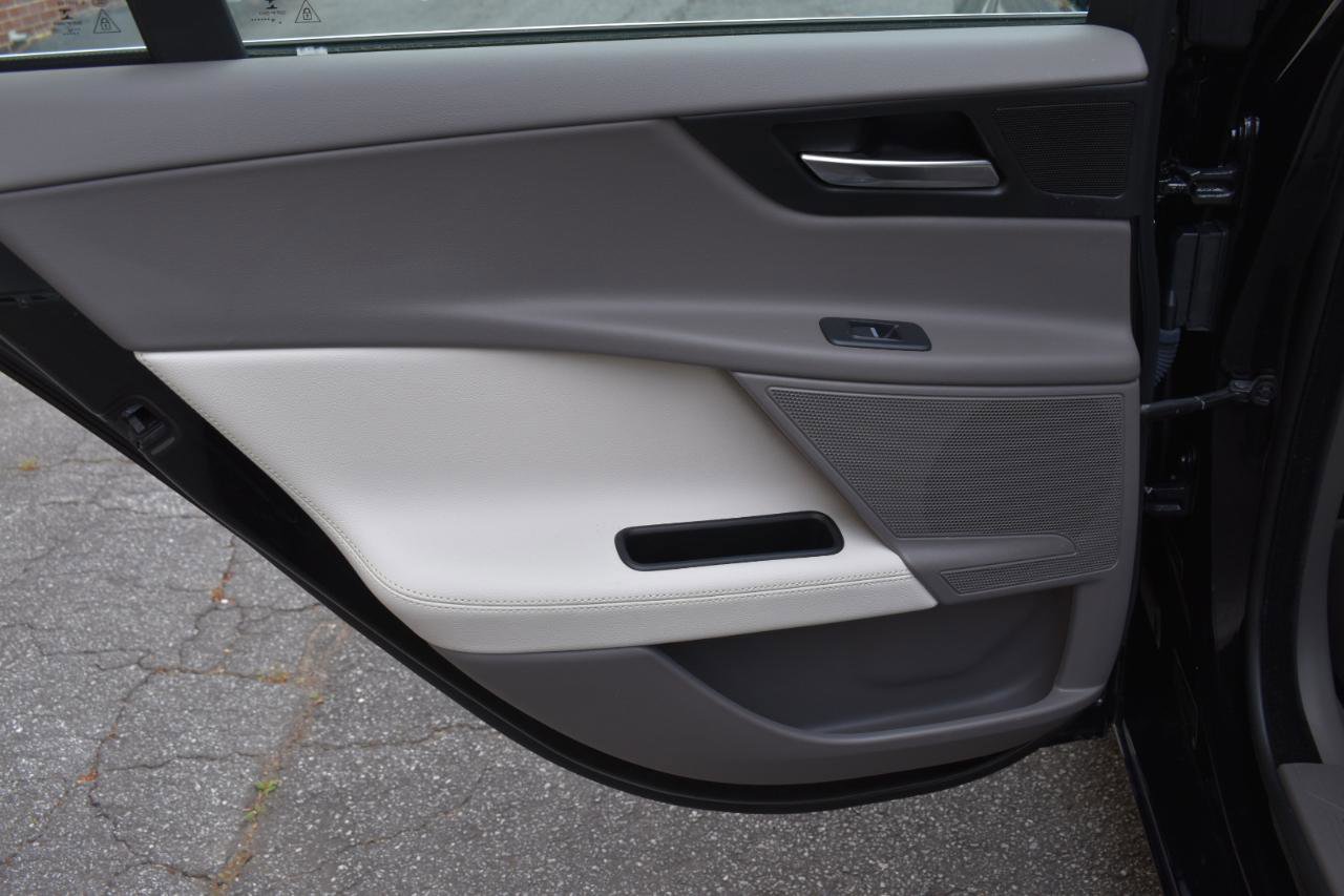 2019 Jaguar XE Prestige