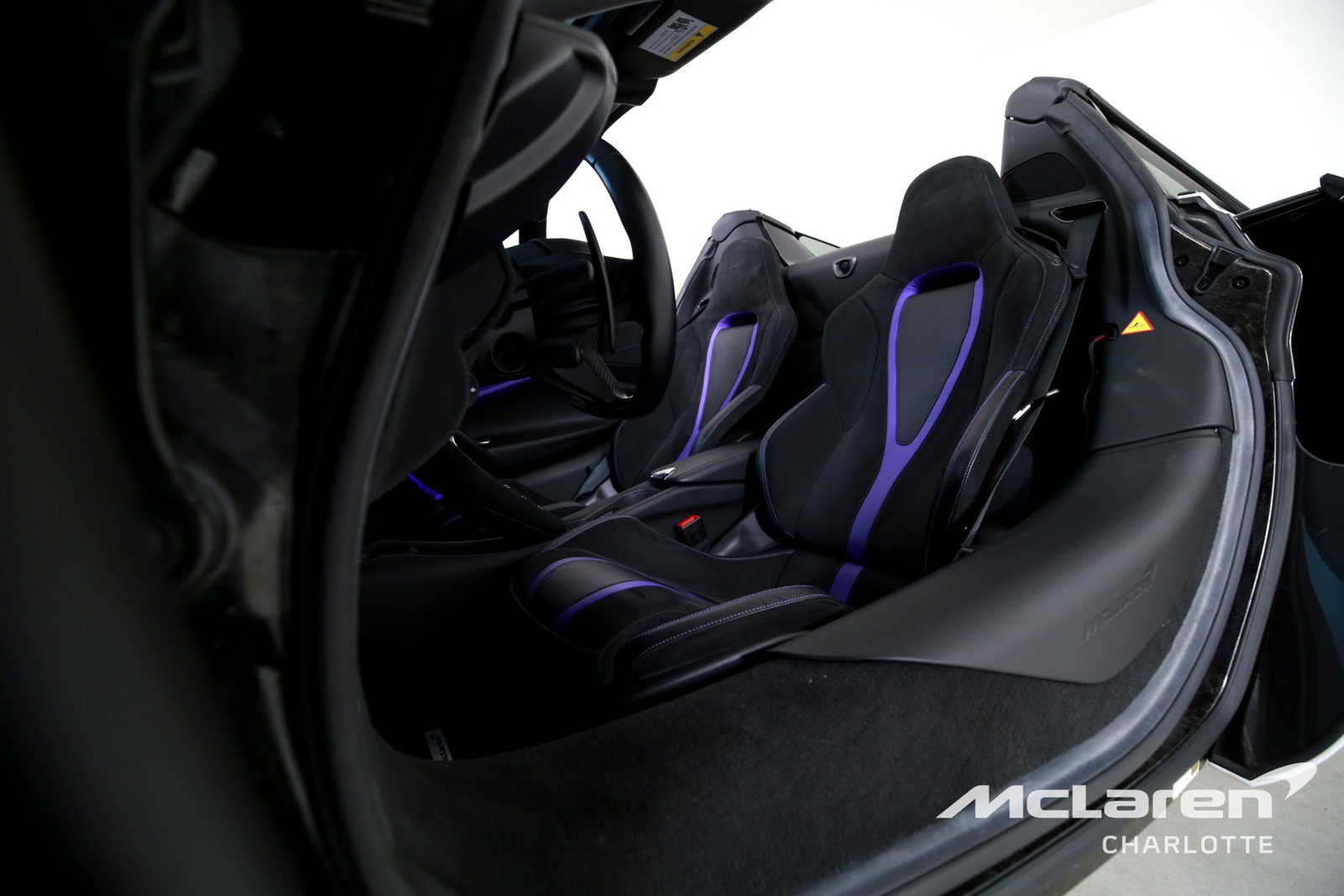 Used 2022 McLaren 720S Spider photo 13