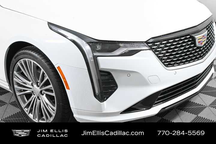 2025 Cadillac CT4 Premium Luxury