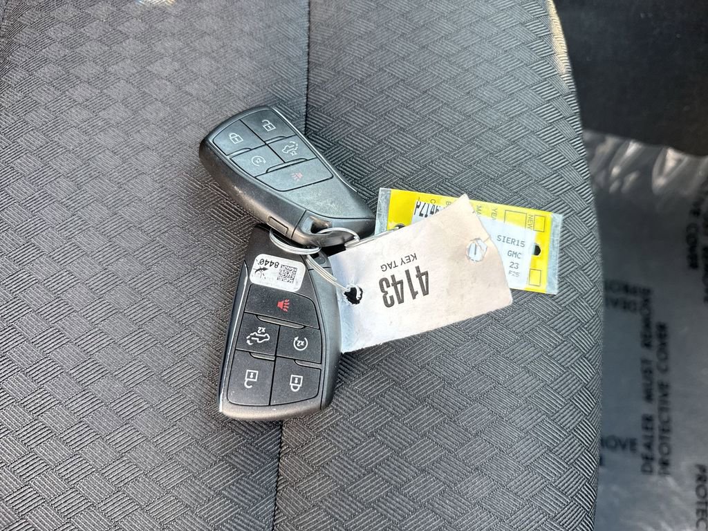 2023 GMC Sierra 1500 Elevation