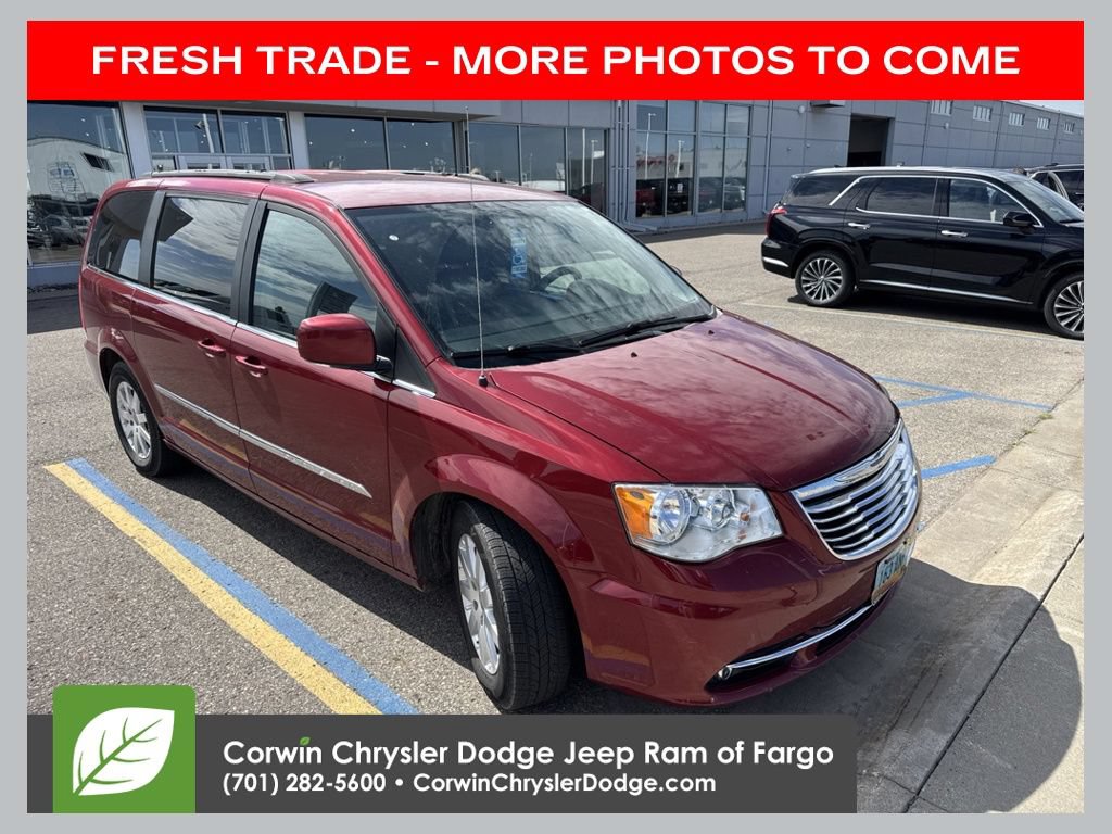 Used 2016 Chrysler Town & Country Touring