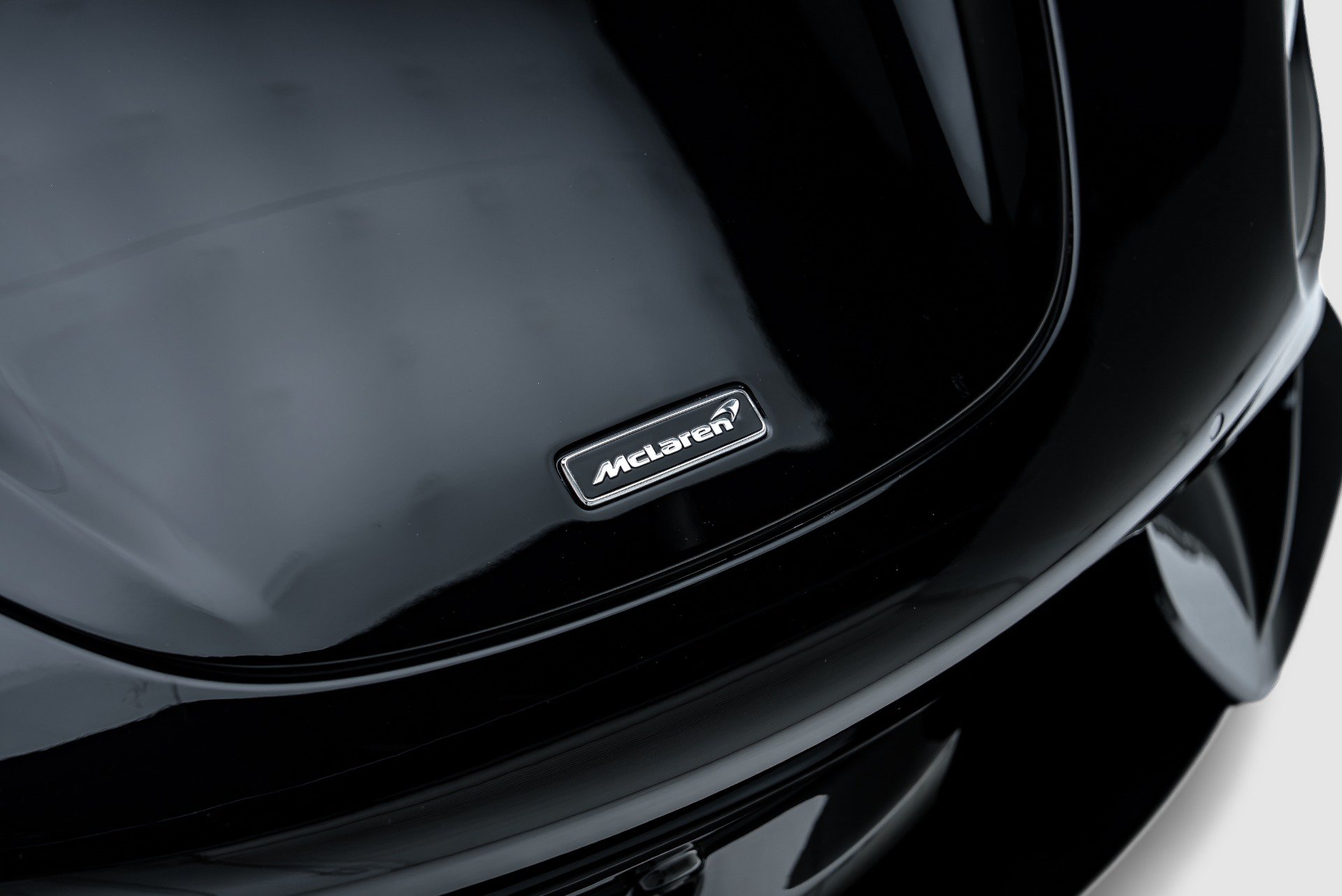 Used 2022 McLaren 765LT photo 37