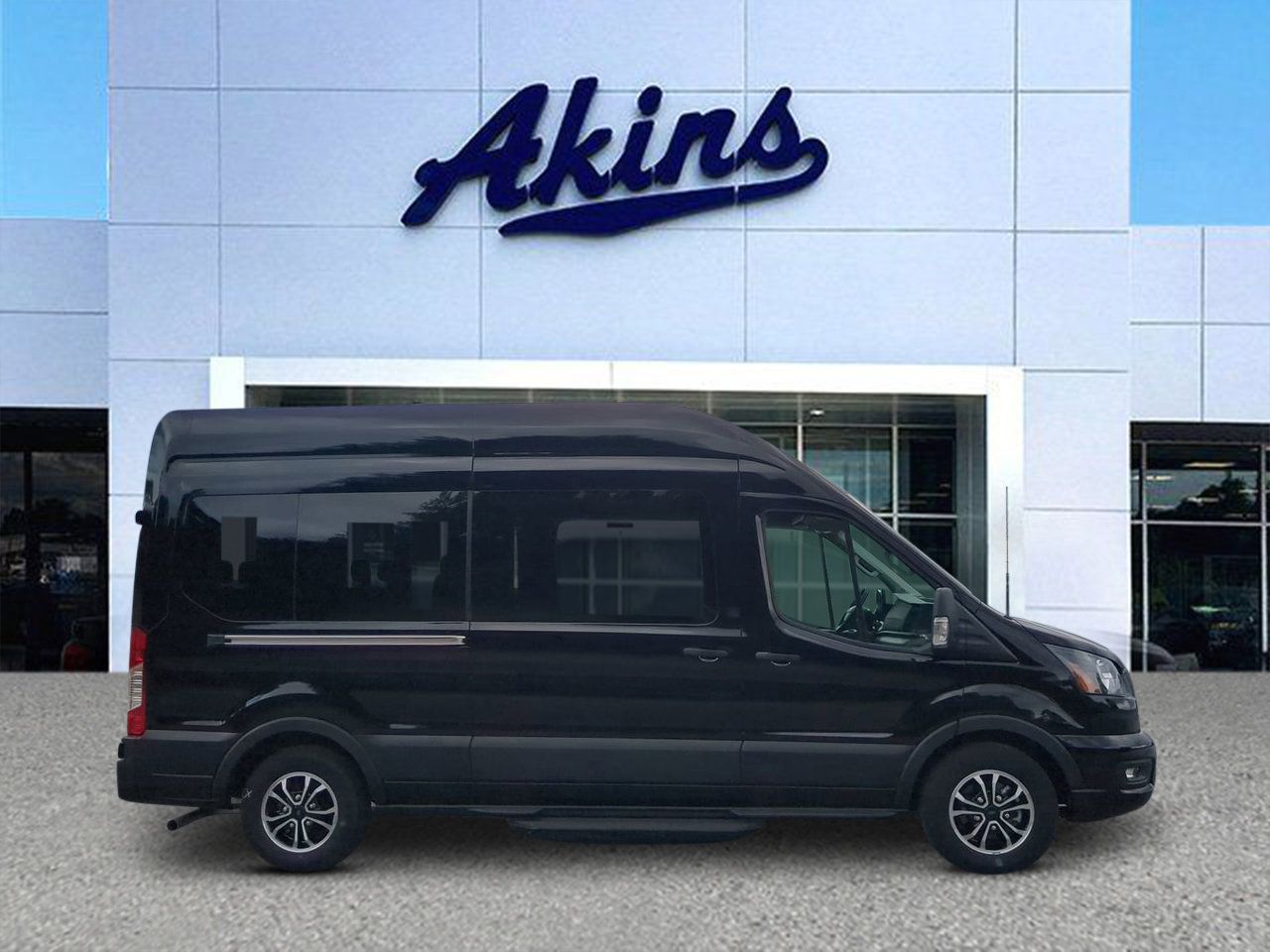 2024 Ford Transit 350 XLT