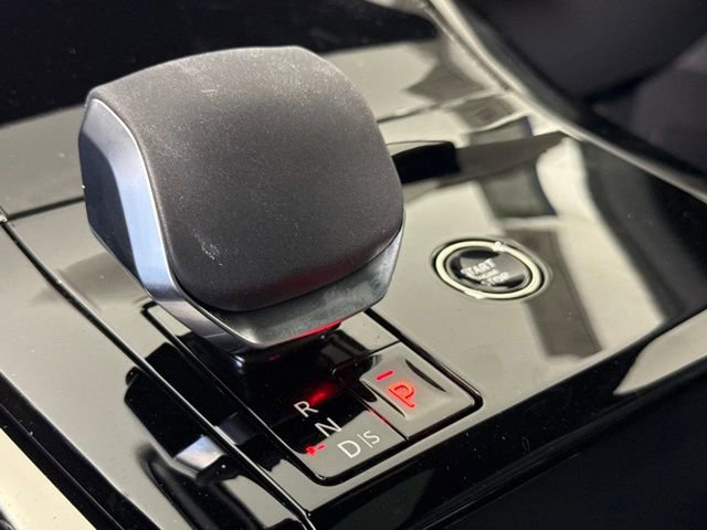 2026 Land Rover Range Rover Sport SE