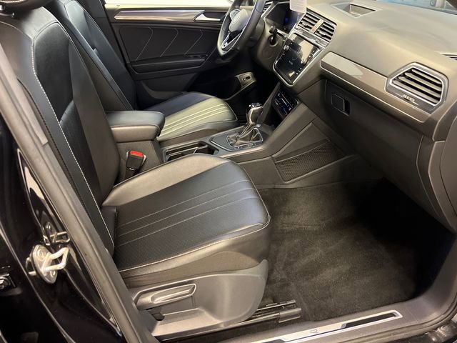 2022 Volkswagen Tiguan SE R-Line