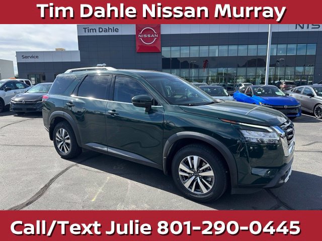 Used 2023 Nissan Pathfinder SL w/ Lighting Package (N92)