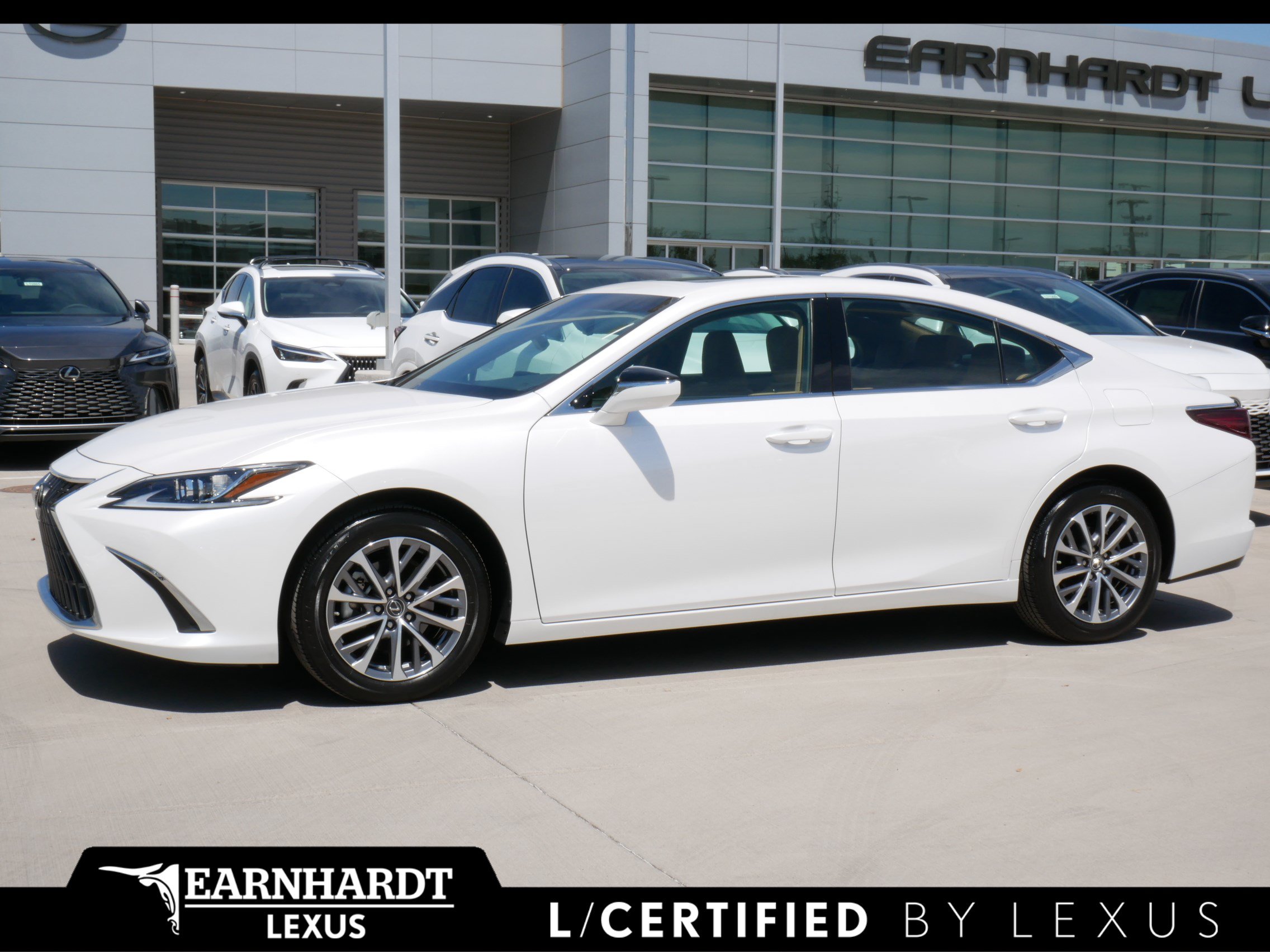 Used 2025 Lexus ES 350 w/ Luxury Package