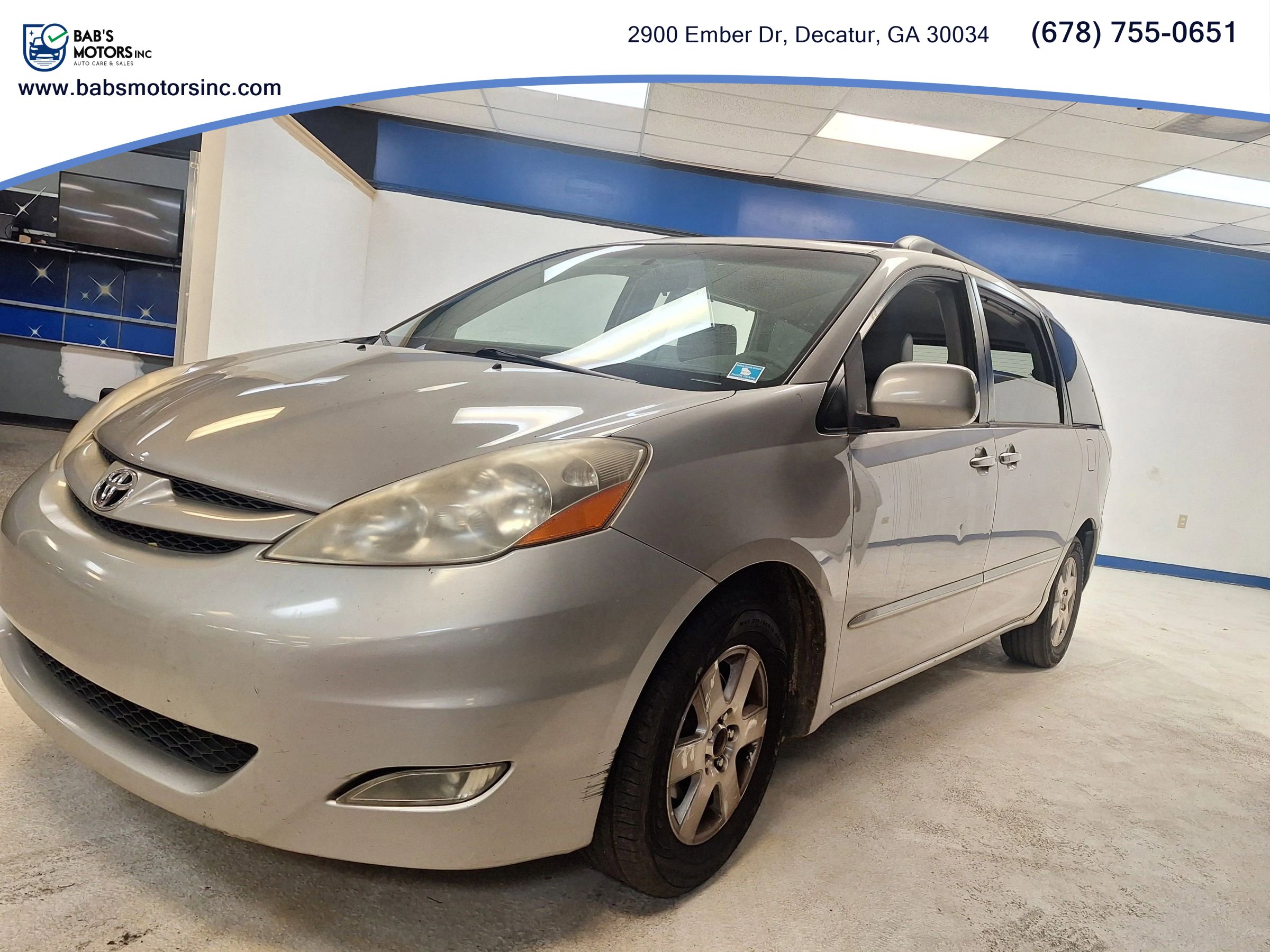 2009 Toyota Sienna XLE