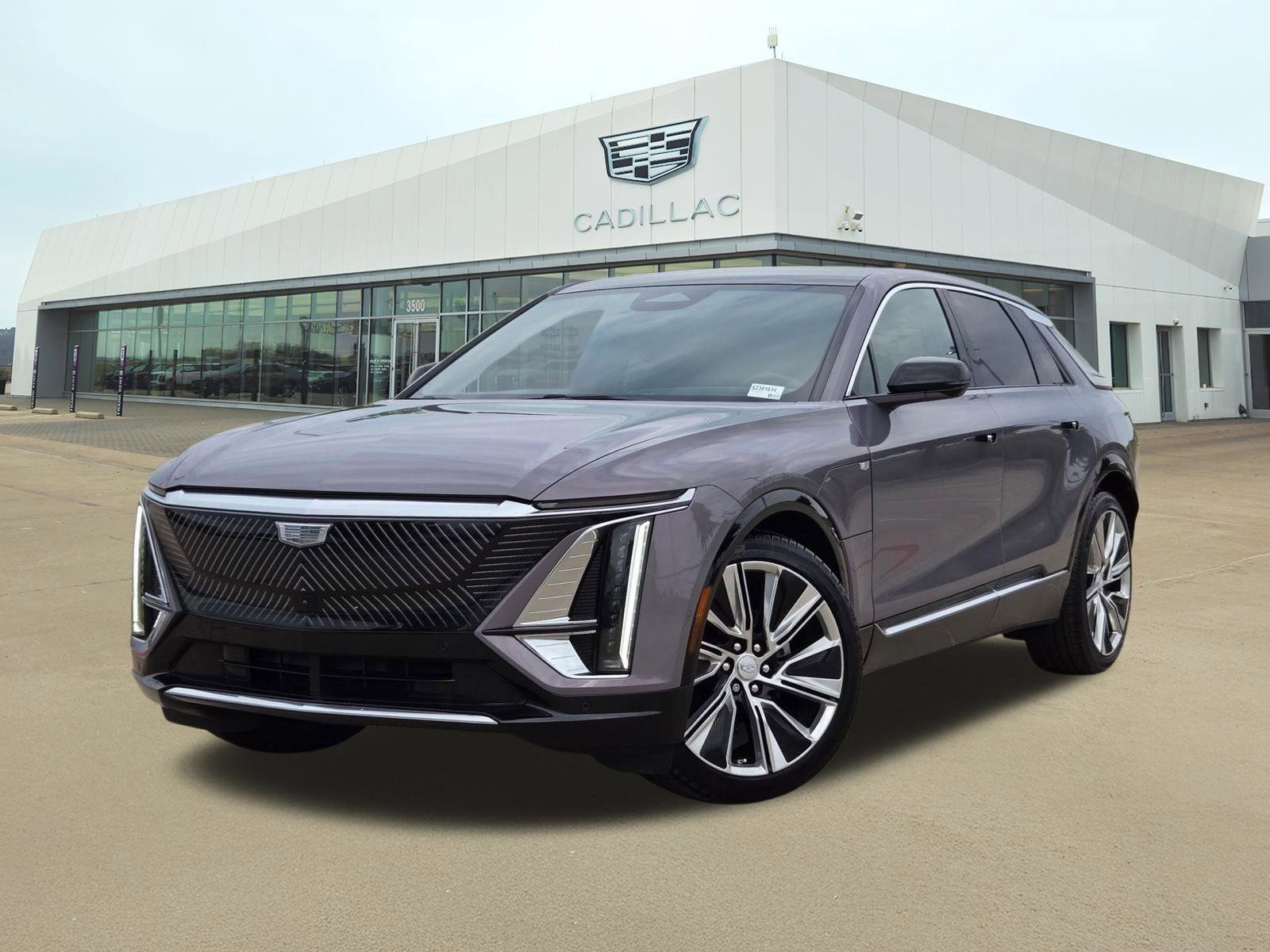 Certified 2025 Cadillac Lyriq Luxury w/ LPO, Floor Liner Package