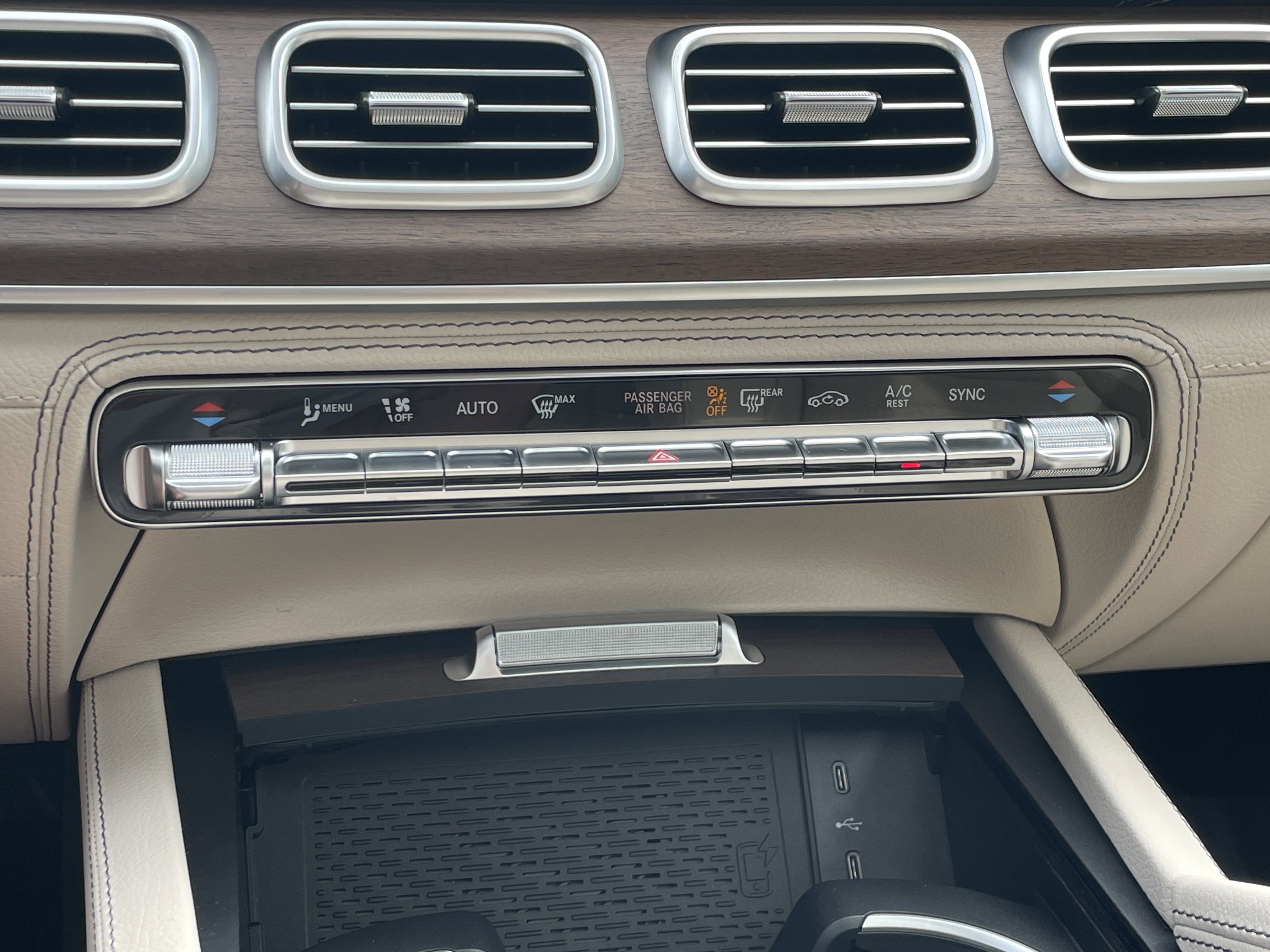 2026 Mercedes-Benz GLS 580 4MATIC