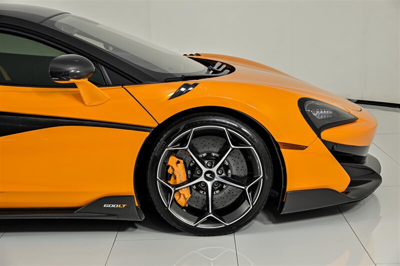 Used 2019 McLaren 600LT photo 28