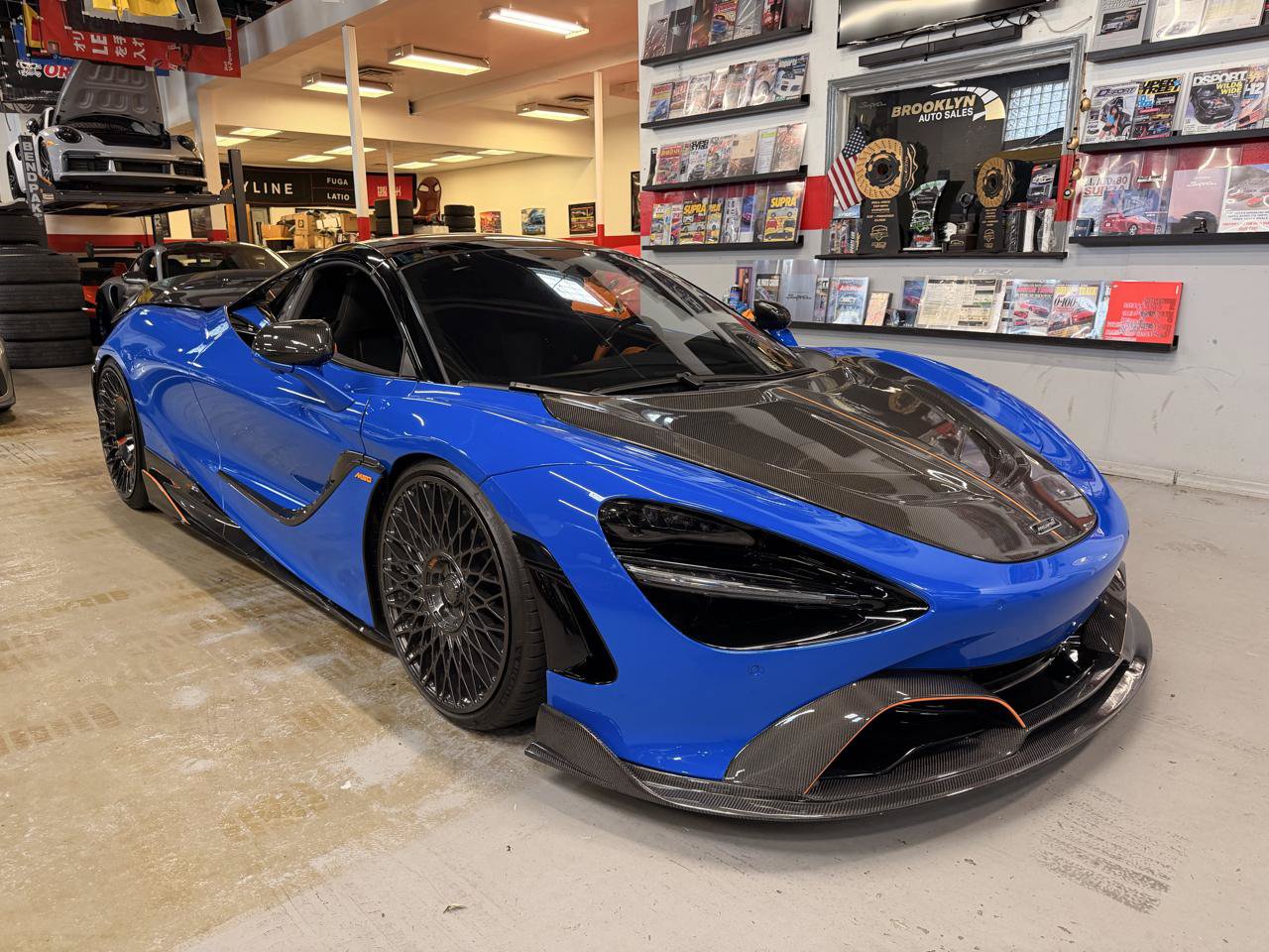 Used 2022 McLaren 720S Performance photo 8