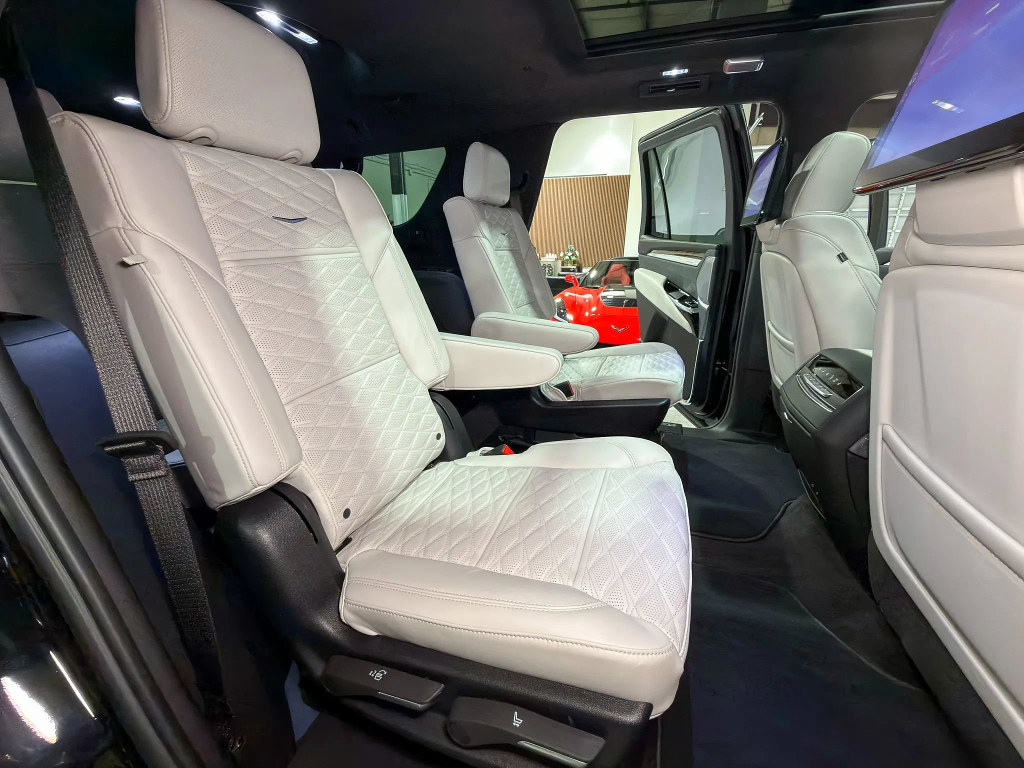 2026 Cadillac Escalade Platinum Sport - Photo 27