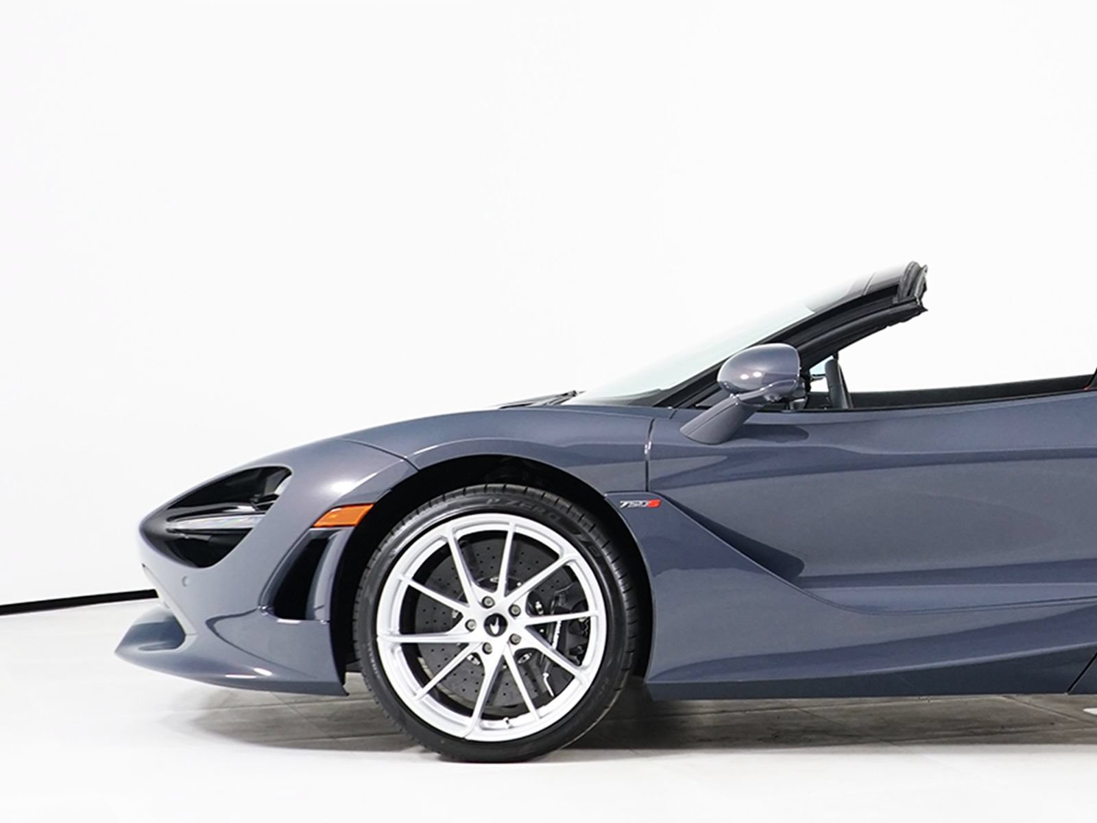 Used 2026 McLaren 750S Spider photo 13