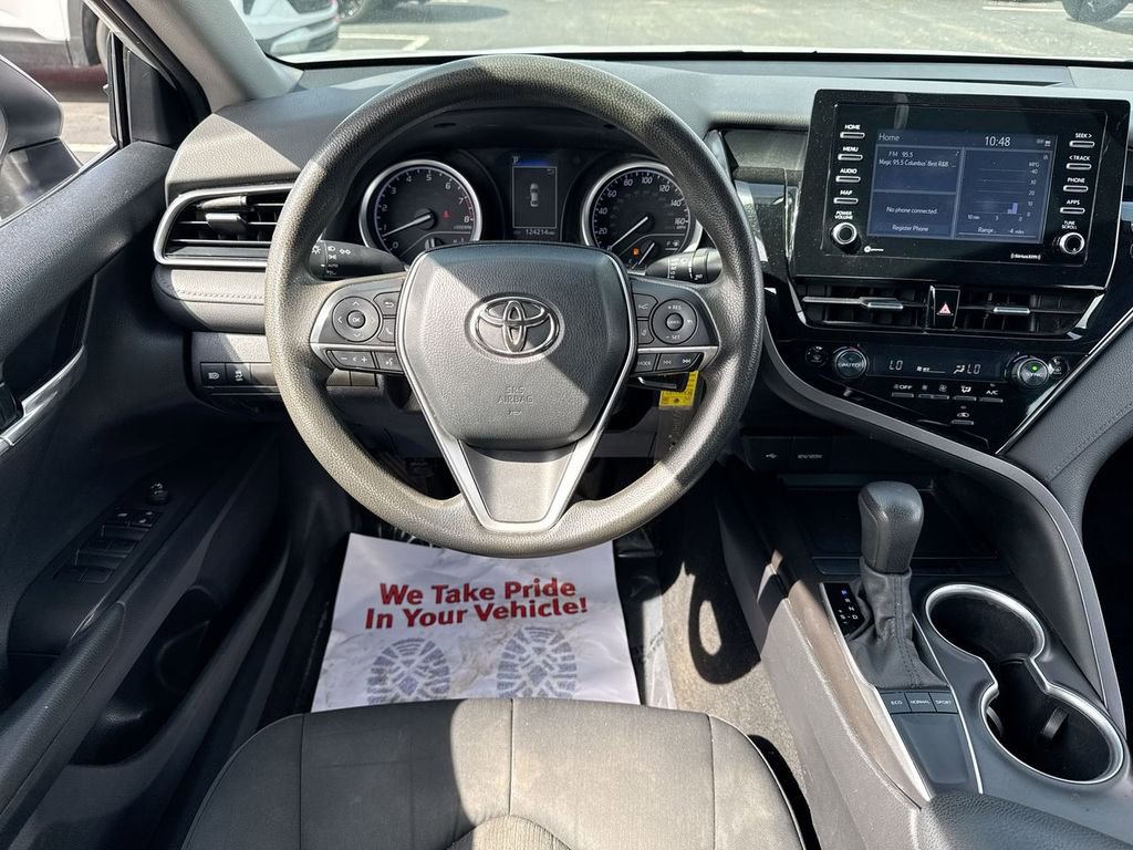 2022 Toyota Camry LE