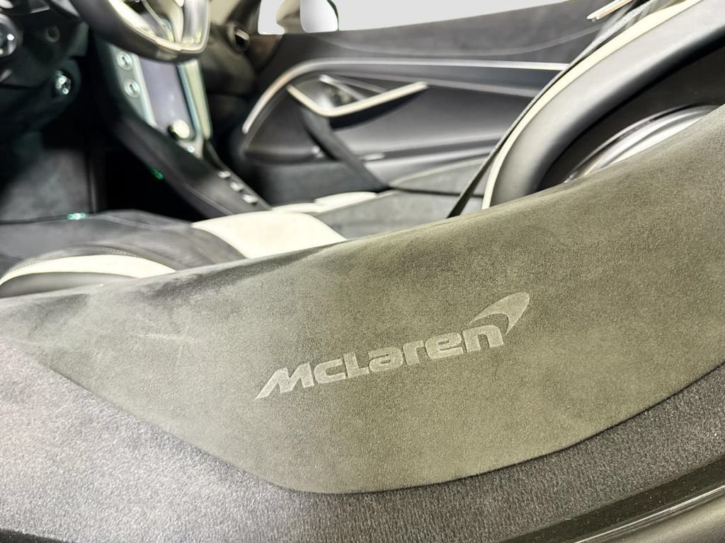 Used 2024 McLaren 750S photo 20