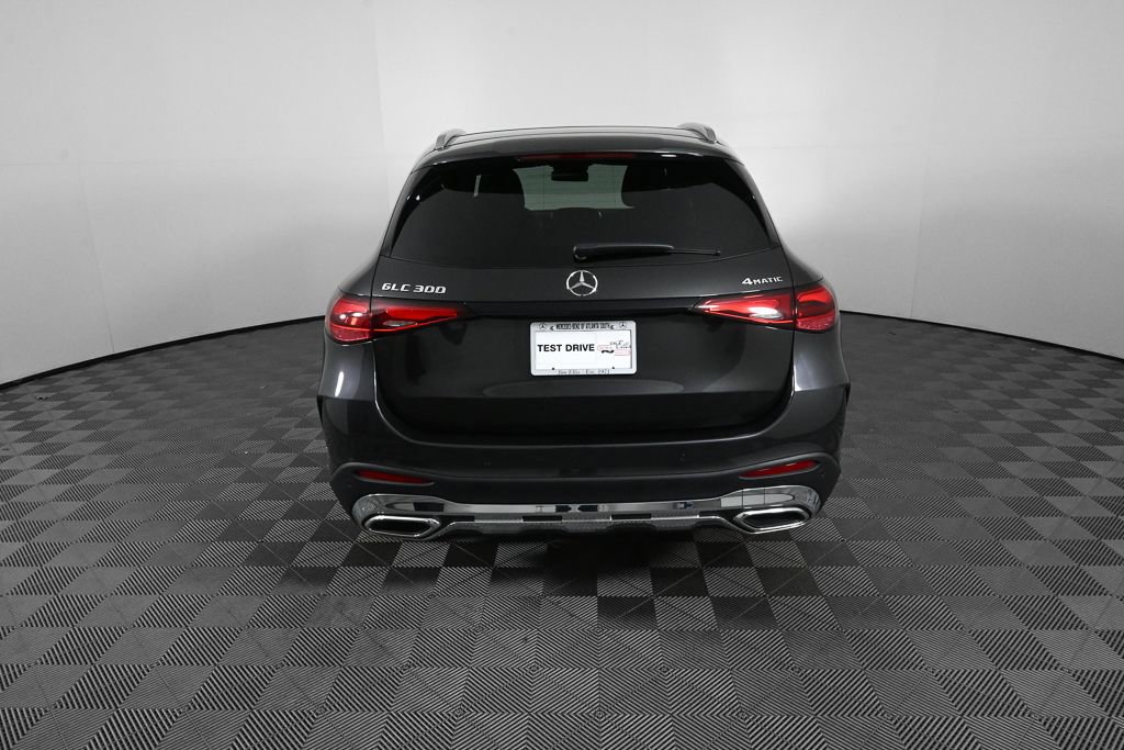 2025 Mercedes-Benz GLC 300 4MATIC