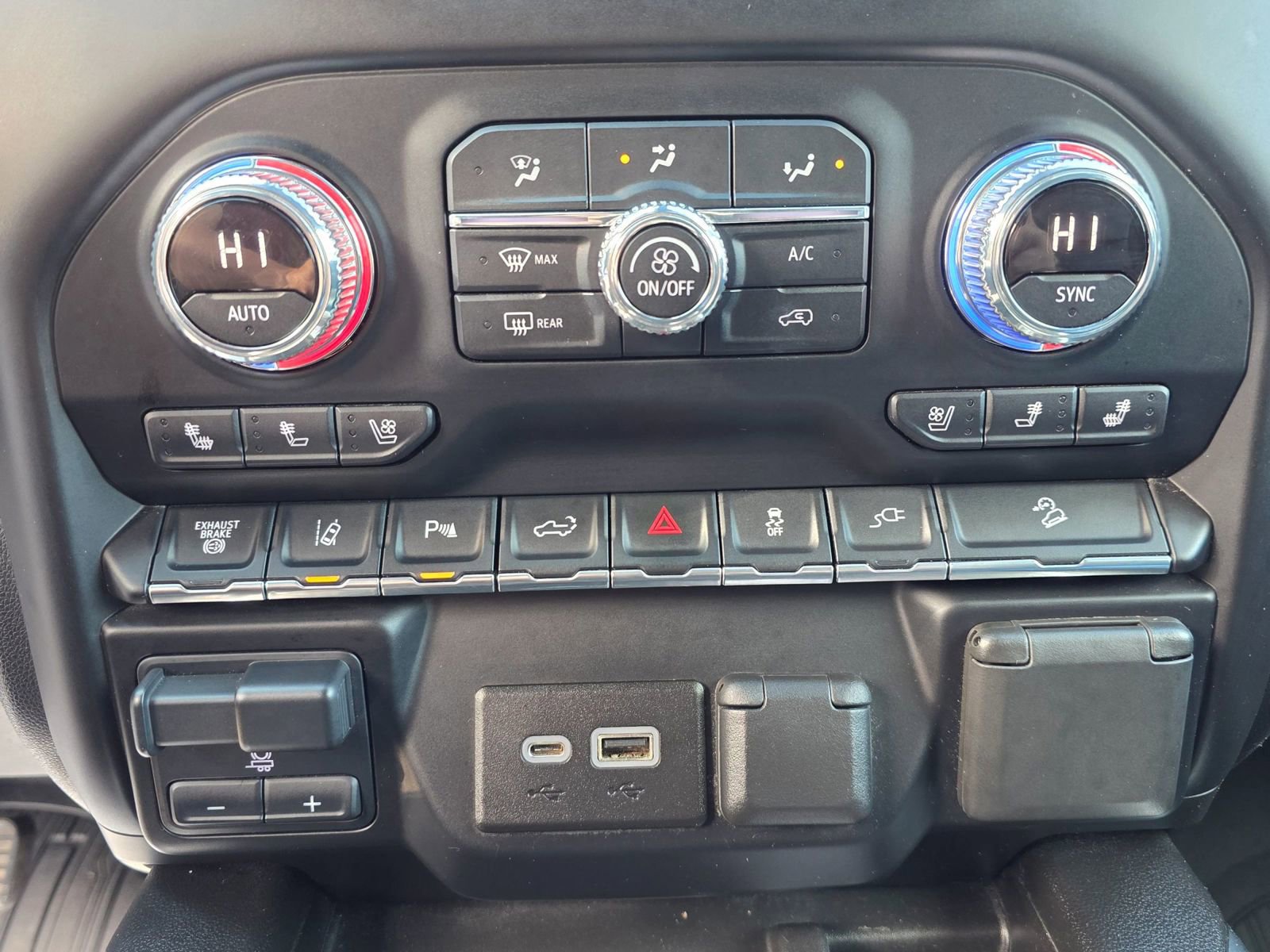 2020 GMC Sierra 3500 Denali