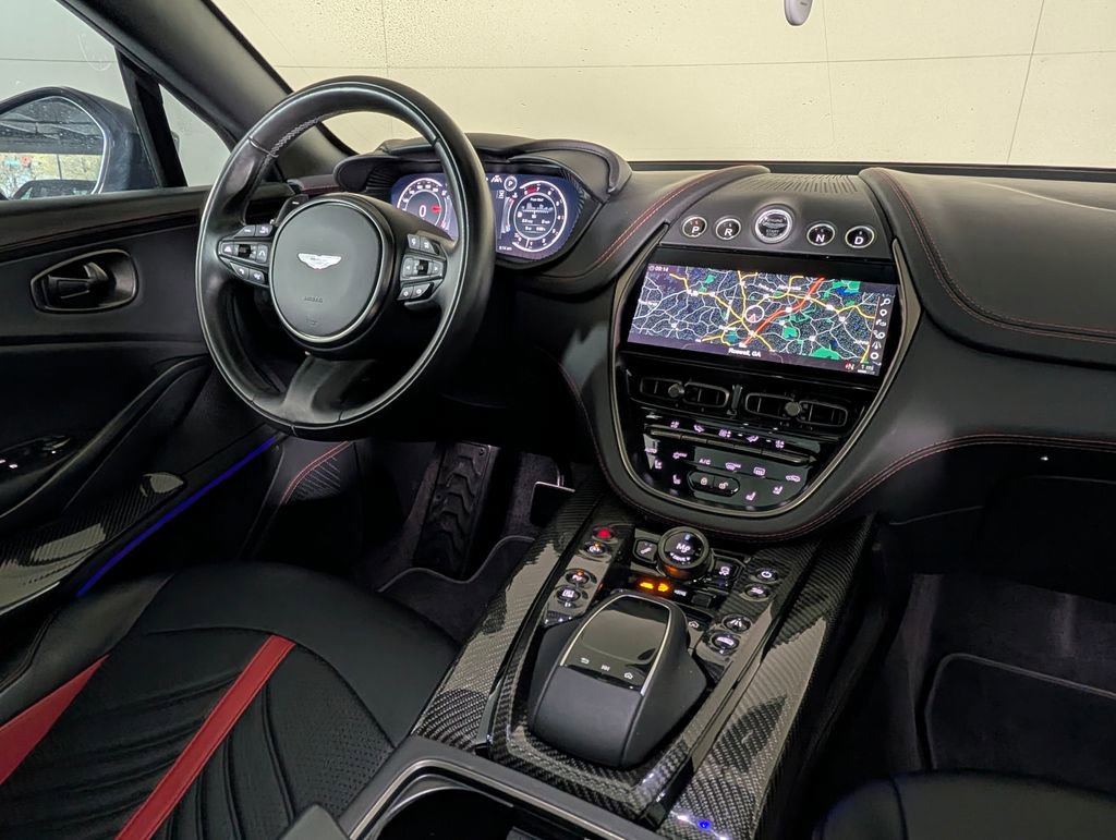 2023 Aston Martin DBX 707