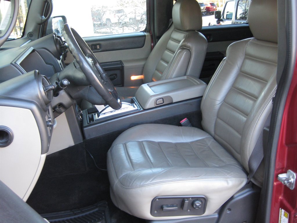 2005 HUMMER H2