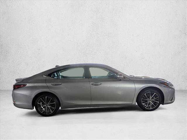 2025 Lexus ES 300h