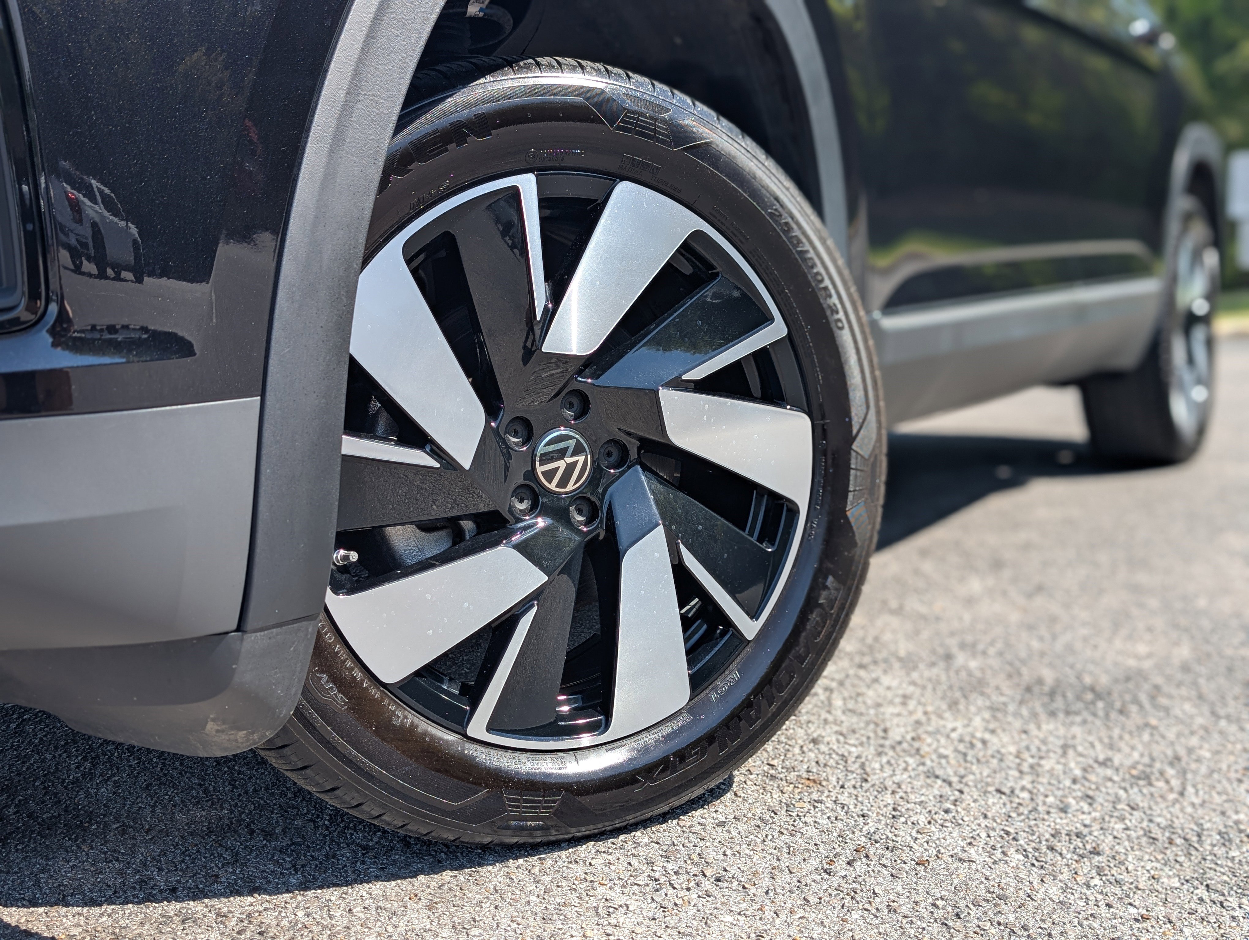 2025 Volkswagen Atlas Cross Sport SEL